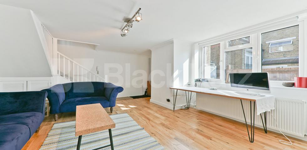 			UNDER OFFER, 2 Bedroom, 1 bath, 1 reception Ground Floor Flat			 Stanstead Road, Forrest Hill